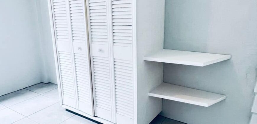 Income Property Apartment Building for Sale! $2,550,000