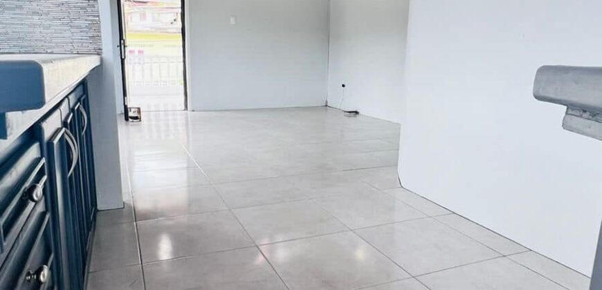 Income Property Apartment Building for Sale! $2,550,000