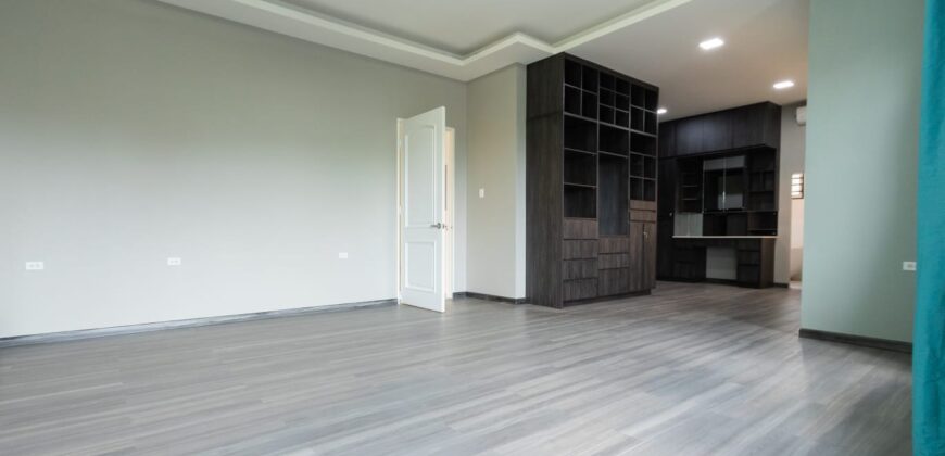 6 Bedroom 5 Bathroom Sumadh Gardens Property $9,600,000Mil